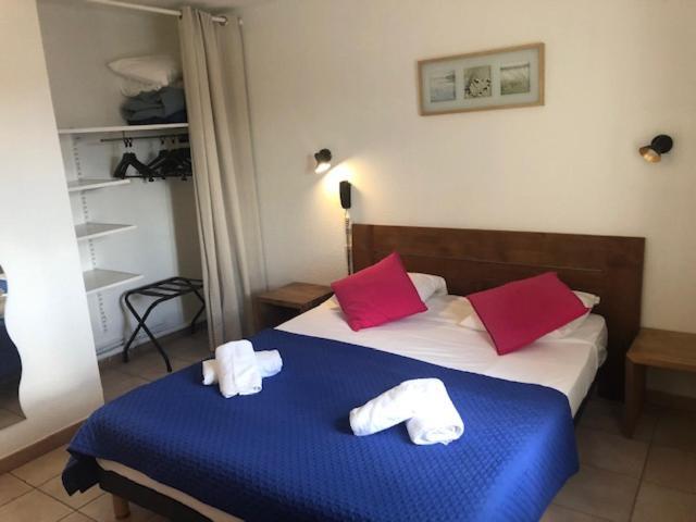 Hotel Le Bleu Marine Saintes-Maries-de-la-Mer Exterior photo